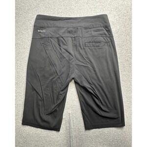 Columbia Shorts Womens 4 Black Omni-Shield Advanced Repellency Hiking Outdoors